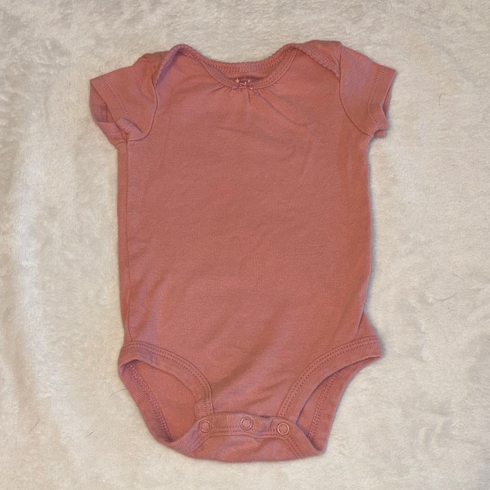 (3 for $10) carters Short-Sleeve Baby One-Piece in Dusty Rose bodysuit